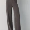 Pantalones rectos de crepé