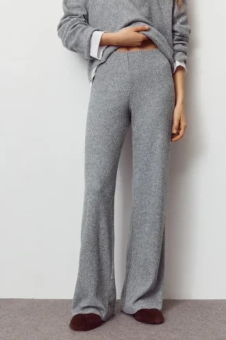 Pantalones rectos de tacto suave