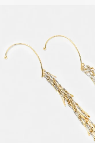 Pendientes tipo ear cuff con flecos