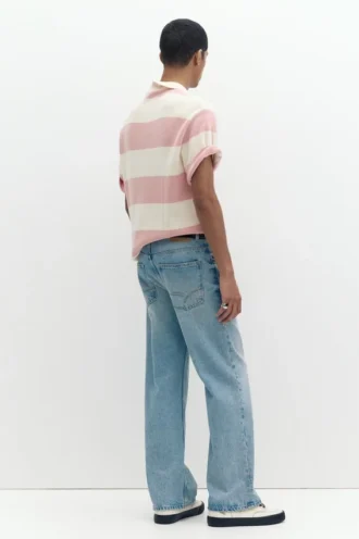 Polos con panel de texto bordado