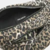 Riñonera con estampado de leopardo Riñonera con estampado de leopardo