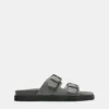 Sandalias con hebilla