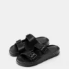 Sandalias con hebilla