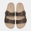 Sandalias con hebilla