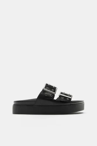 Sandalias con hebilla gruesa