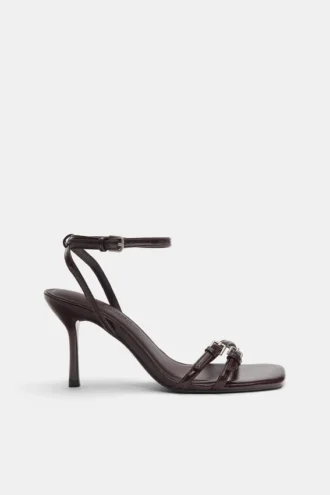 Sandalias de tacón alto con hebillas