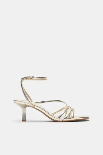 Sandalias de tacón con tiras