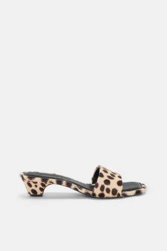 Sandalias de tacón de piel con estampado de leopardo