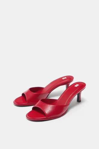Sandalias tipo mule de tacón alto