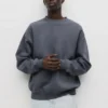 Sudadera básica de cuello redondo