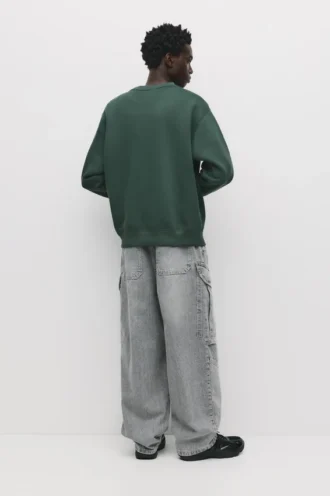 Sudadera básica de cuello redondo
