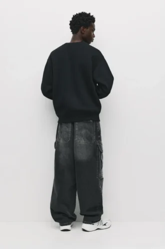 Sudadera básica de cuello redondo