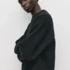 Sudadera básica de cuello redondo