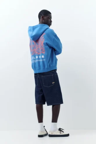 Sudadera con capucha azul y cremallera Sudadera con capucha azul y cremallera