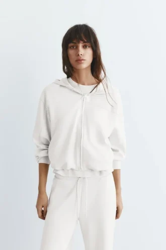 Sudadera con capucha de tacto suave