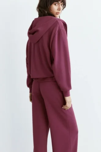 Sudadera con capucha de tacto suave