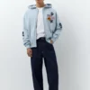 Sudadera con capucha, parches y cremallera Sudadera con capucha, parches y cremallera