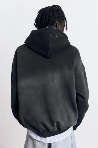 Sudadera con capucha y acabado lavado