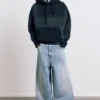 Sudadera con capucha y acabado lavado Sudadera con capucha y acabado lavado