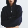 Sudadera con capucha y cremallera Sudadera con capucha y cremallera