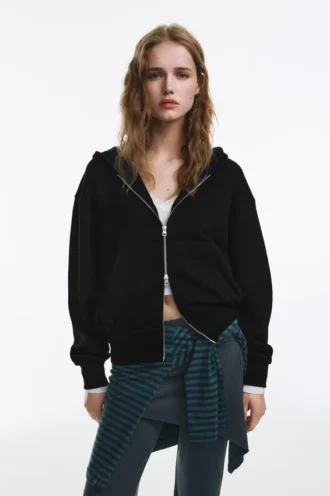Sudadera con capucha y cremallera