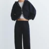 Sudadera con capucha y cremallera Sudadera con capucha y cremallera