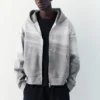 Sudadera con capucha y cremallera de punto interlock Sudadera con capucha y cremallera de punto interlock