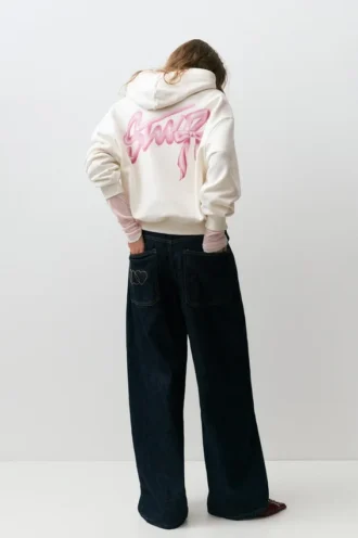 Sudadera con capucha y gráfico de lazo