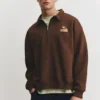 Sudadera con cuello polo y estampado Sudadera con cuello polo y estampado