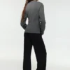 Top de manga larga con apliques