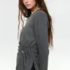 Top de manga larga con apliques