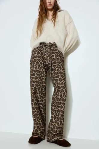Vaqueros con estampado de leopardo y cordón