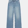 Vaqueros de talle bajo estilo corsario Vaqueros de talle bajo estilo corsario