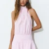 Vestido corto de rayas con cuello halter Vestido corto de rayas con cuello halter