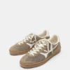 Zapatillas con textura retro
