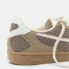 Zapatillas con textura retro