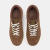 Zapatillas de piel serraje