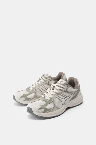 Zapatillas de varias piezas