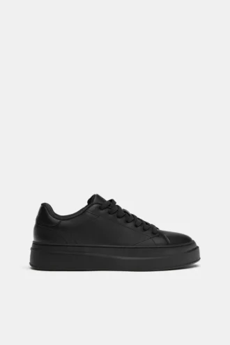 Zapatillas deportivas de suela gruesa