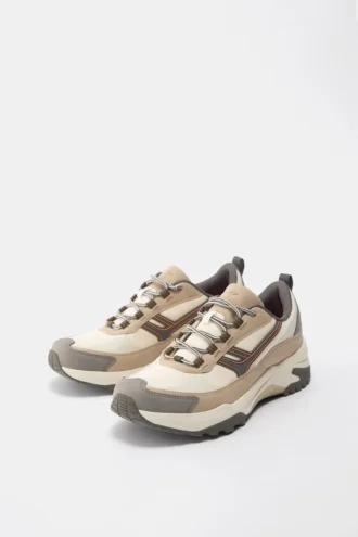 Zapatillas gruesas de varias piezas