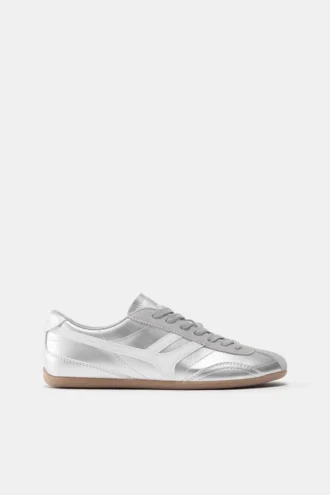 Zapatillas retro metalizadas