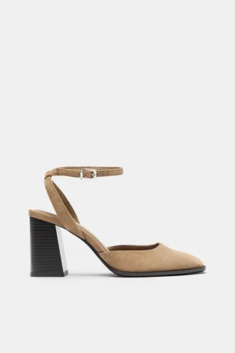 Zapatos de tacón grueso