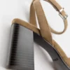 Zapatos de tacón grueso Zapatos de tacón grueso